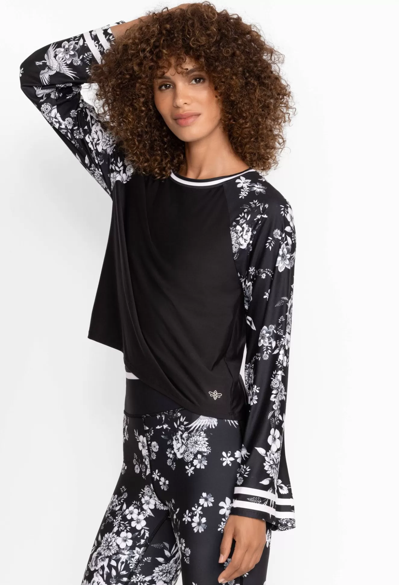 Active>Johnny Was Bee Active Kimono Sleeve Swing Tee Charcoal Dreamer