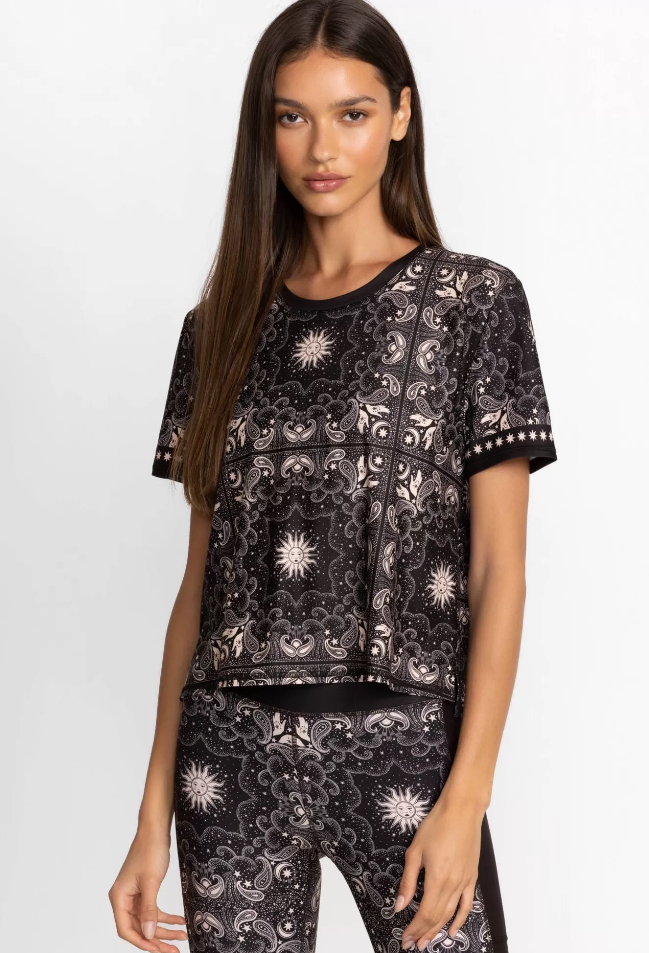 Active>Johnny Was Bee Active Short Sleeve Step Hem Tee Runa