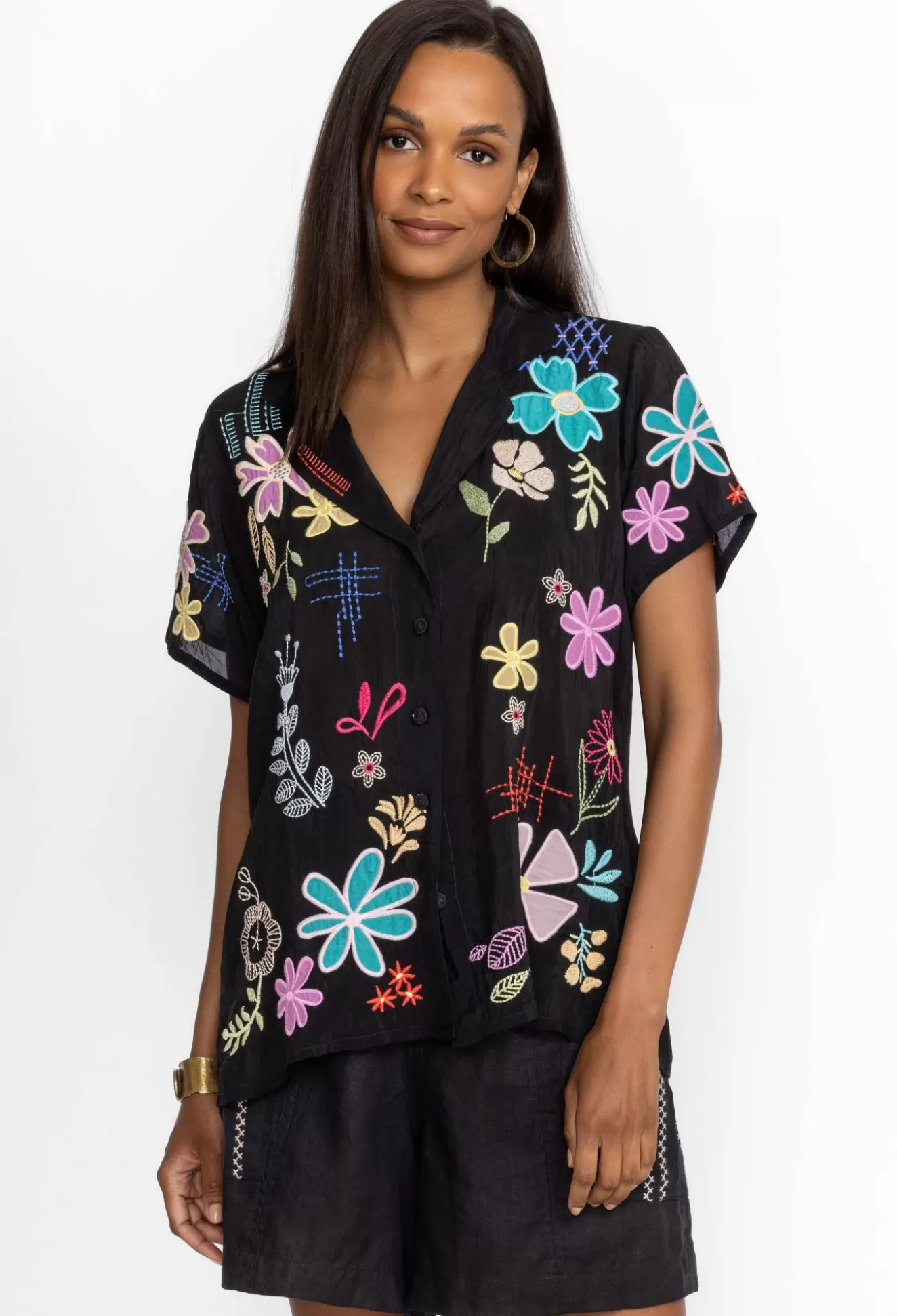 Tops>Johnny Was Kiki Applique Blouse Black
