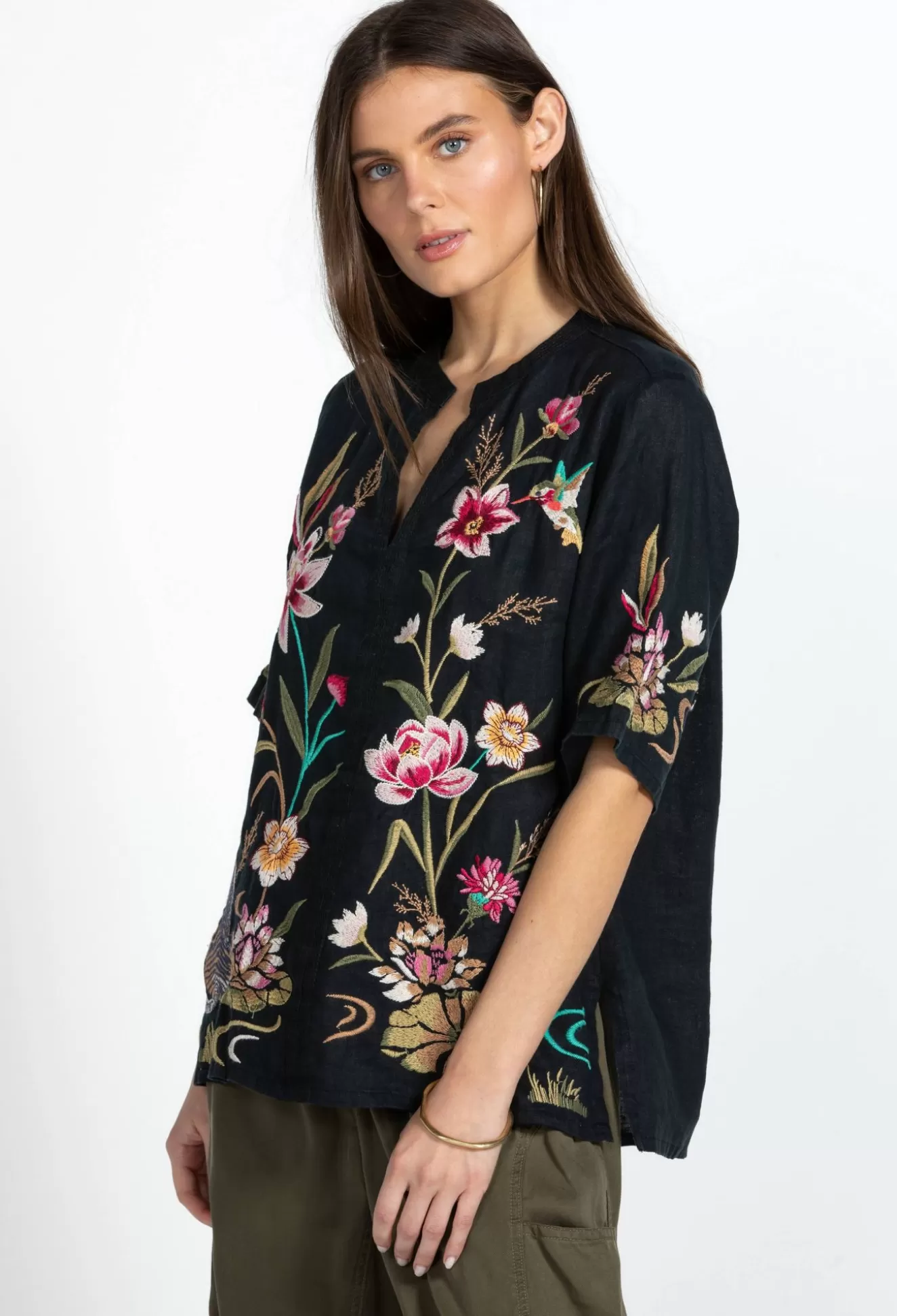Tops>Johnny Was Maisie Easy V-Neck Top Black