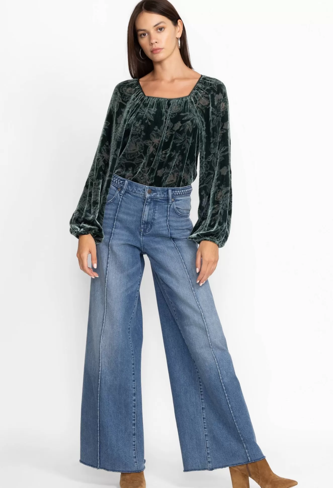 Bottoms>Johnny Was Maldives Wide Leg Jean Medium Wash