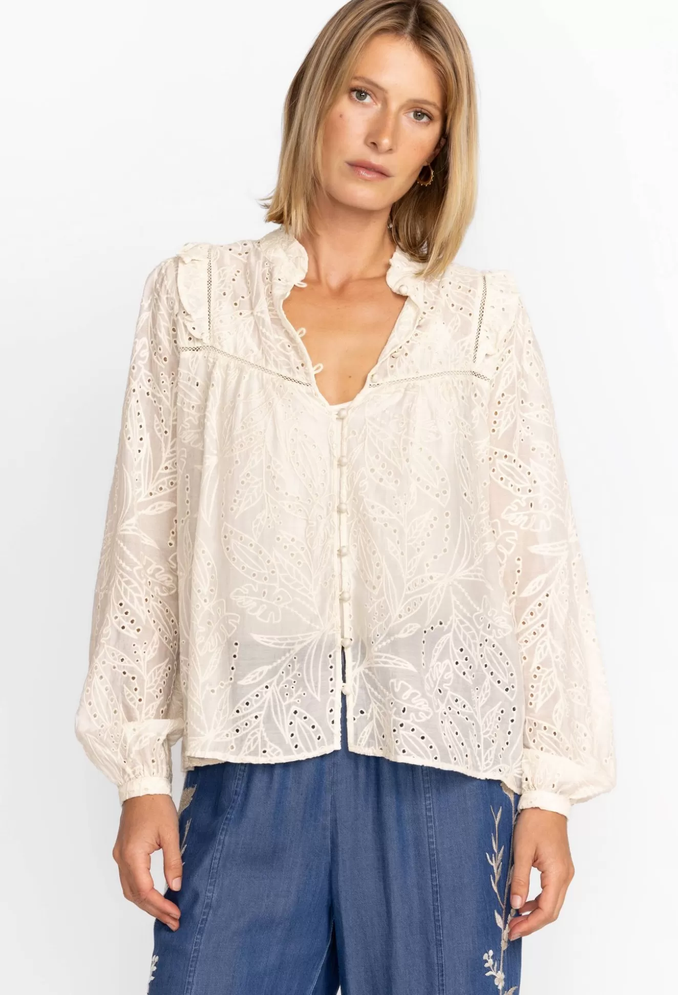 Tops>Johnny Was Palmas Ricas Eyelet Blouse Ecru