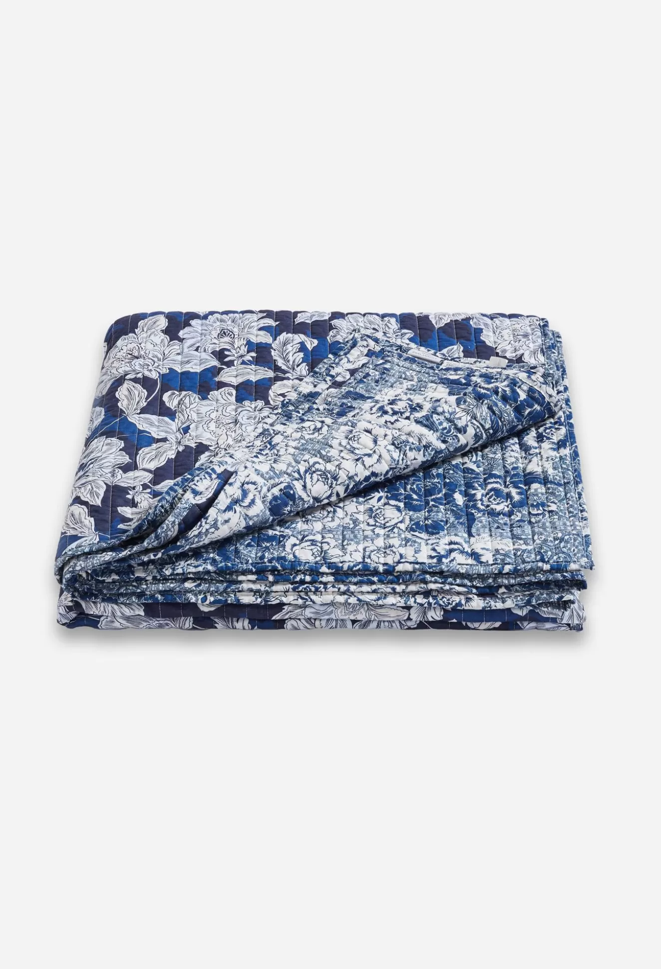 Bedding>Johnny Was Santa Fe Reversible Quilt King Sand