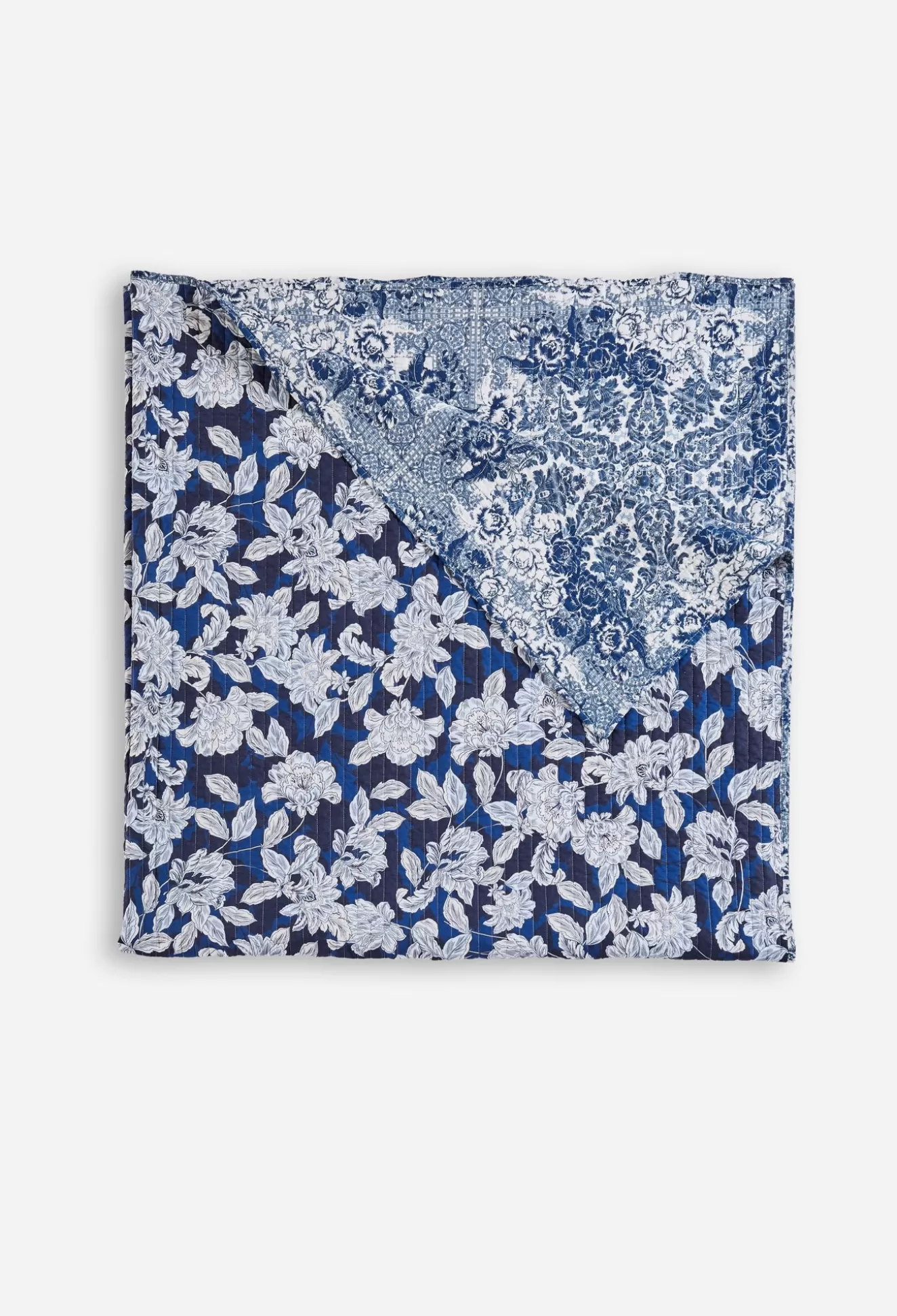 Bedding>Johnny Was Santa Fe Reversible Quilt King Sand